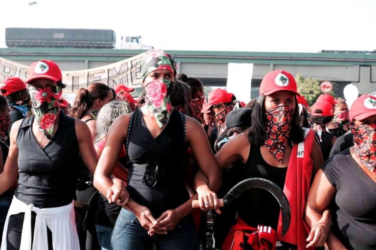 Brasil: Mujeres Sin Tierra denuncian al minera Vale por no pagar contribución del INSS